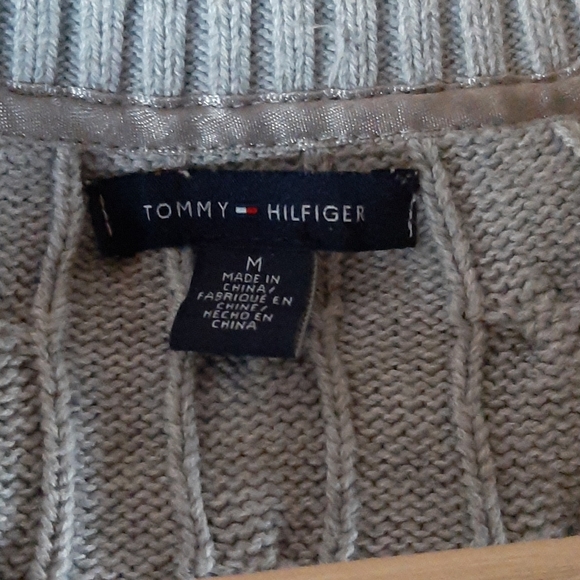 Tommy Hilfiger cable knit sweater - Picture 6 of 7